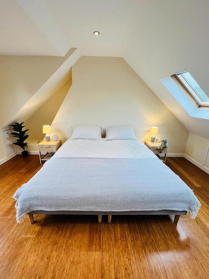 Family Home In Hampshire - Sleeps Up To 9 People With 3 Parking Spaces Winchester Dış mekan fotoğraf