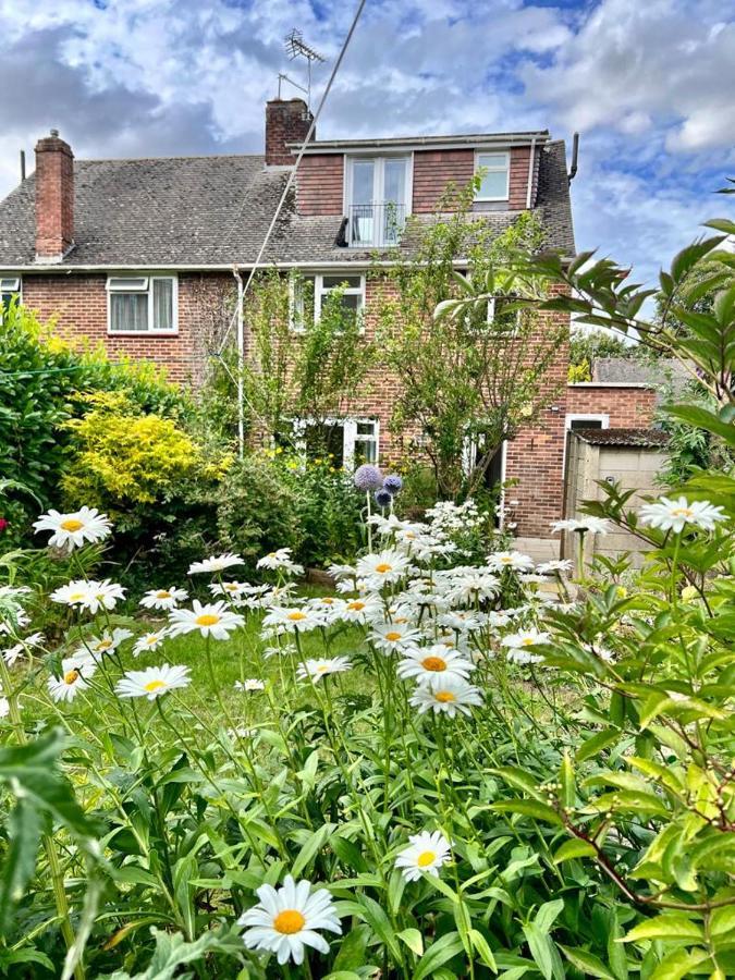 Family Home In Hampshire - Sleeps Up To 9 People With 3 Parking Spaces Winchester Dış mekan fotoğraf
